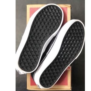 Vans Shoes - Vans Authentic Glitter & Iridescent Black Shoes Vans Shoes - Vans Authentic Glitter & Iridescent Black Shoes